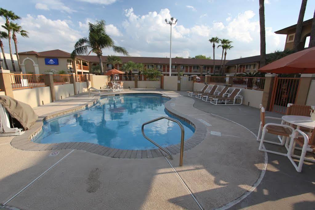 Texas Inn & Suites Pharr/San Juan Экстерьер фото
